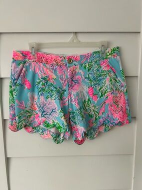 Lilly Pulitzer Blue Floral Scallop-Hem Shorts